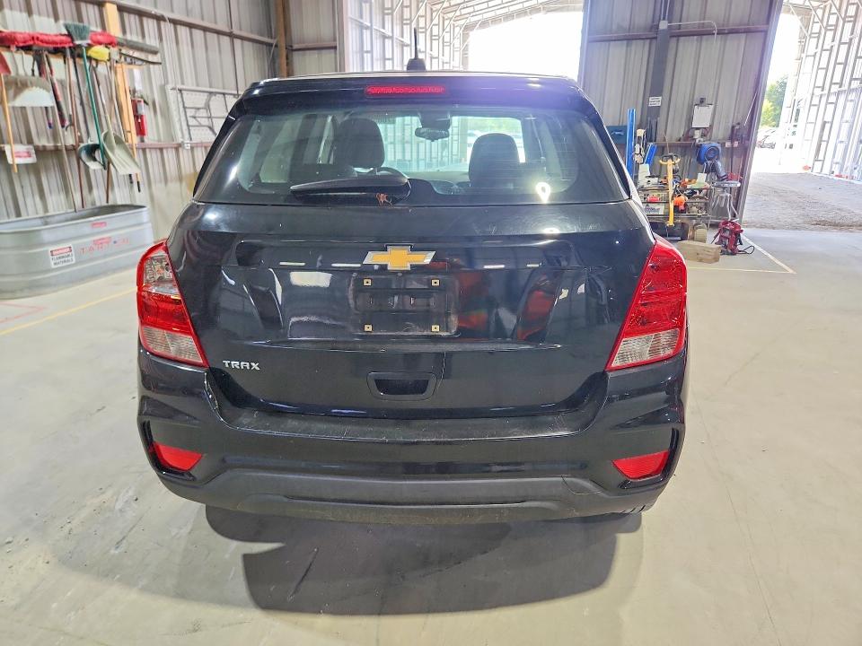 Photo 6 from auction – 2018 CHEVROLET TRAX with VIN 3GNCJKSB9JL320627