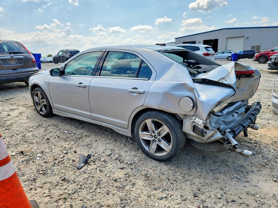 Photo 2 from auction – 2010 FORD FUSION with VIN 3FAHP0KC0AR359720