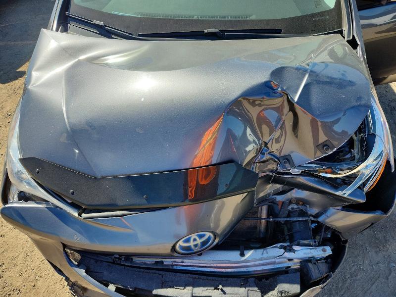 Фото 11 с аукциона – 2016 TOYOTA PRIUS с VIN JTDKBRFU2G3014685