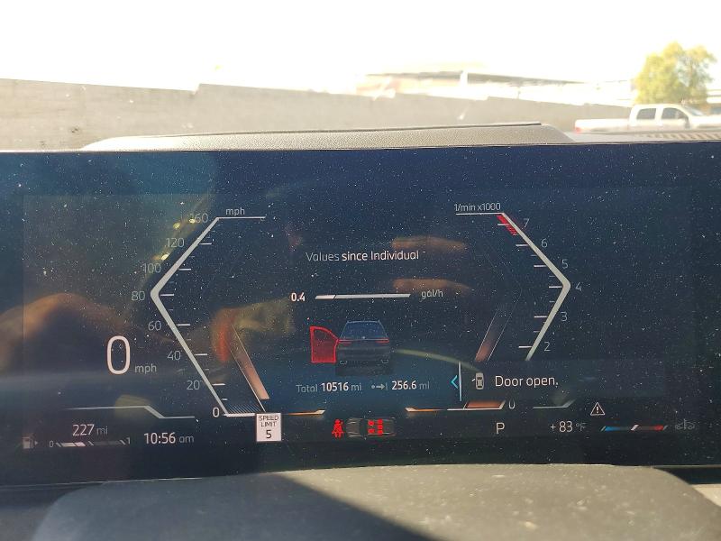 Photo 9 from auction – 2025 BMW X7 with VIN 5UX23EM03S9000532