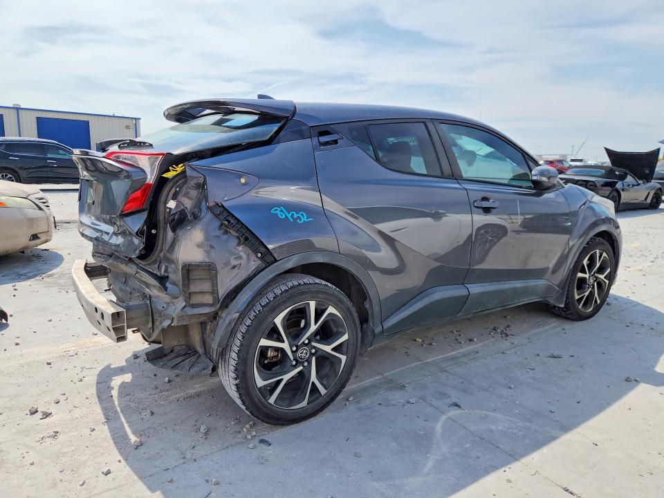 Снимка 3 от търг – 2018 TOYOTA C-HR с VIN NMTKHMBX3JR053744