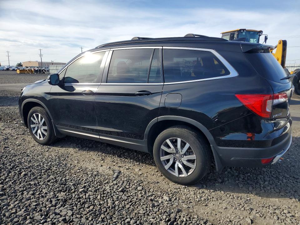Photo 2 from auction – 2019 HONDA PILOT with VIN 5FNYF6H5XKB083736