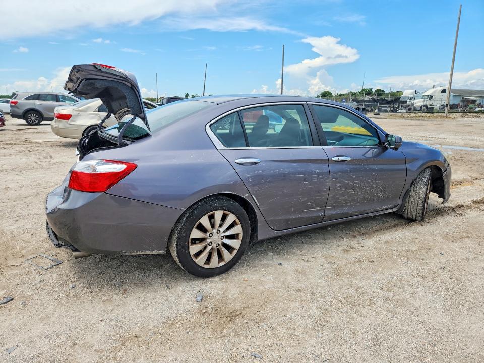 Photo 3 from auction – 2015 HONDA ACCORD with VIN 1HGCR2F77FA254473