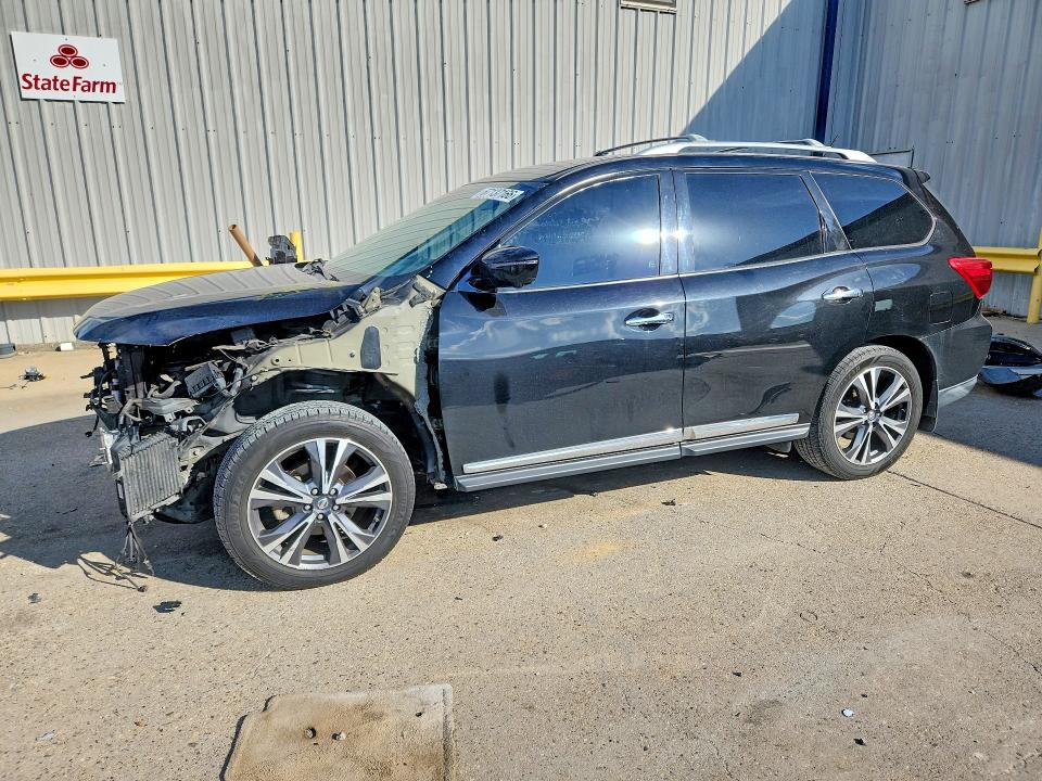 NISSAN PATHFINDER 2017 with VIN 5N1DR2MN3HC901149 - Photo from auction
