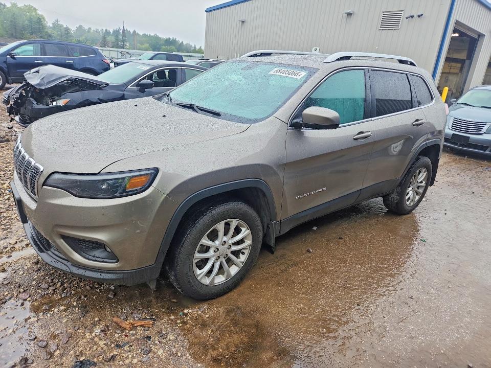 JEEP CHEROKEE 2019 with VIN 1C4PJMCX0KD371523 - Photo from auction
