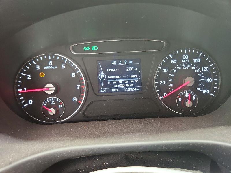 Photo 9 from auction – 2016 KIA SORENTO with VIN 5XYPG4A31GG061680