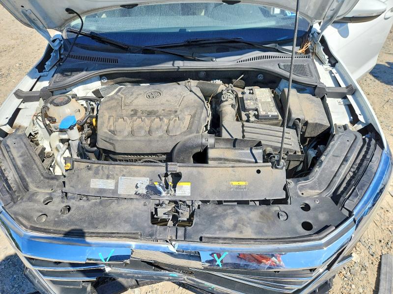 Photo 11 from auction – 2021 VOLKSWAGEN PASSAT with VIN 1VWSA7A36MC010024