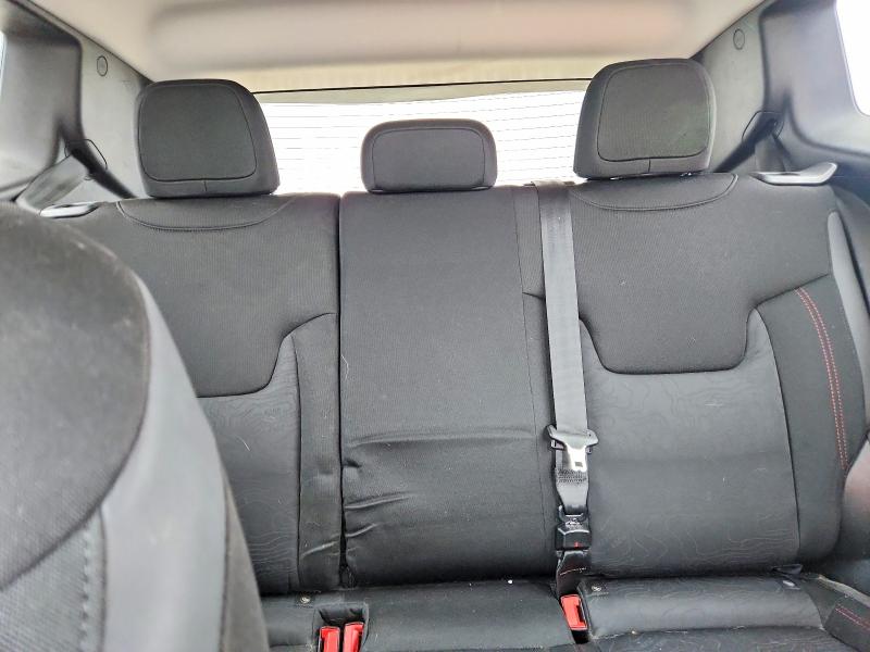 Photo 10 from auction – 2015 JEEP RENEGADE with VIN ZACCJBCT0FPB53998