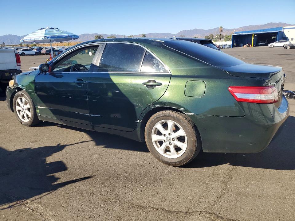 Photo 2 from auction – 2011 TOYOTA CAMRY with VIN 4T4BF3EK2BR089828