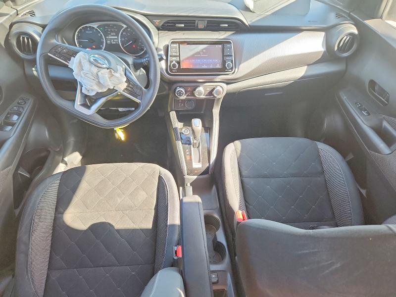 Снимка 8 от търг – 2019 NISSAN KICKS с VIN 3N1CP5CU8KL565092