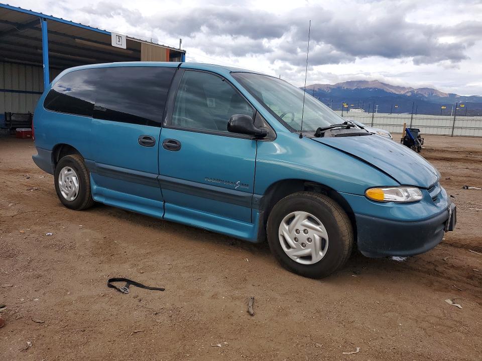 Photo 4 from auction – 1997 DODGE GRAND CARAVAN with VIN 1B4GP44R9VB298244