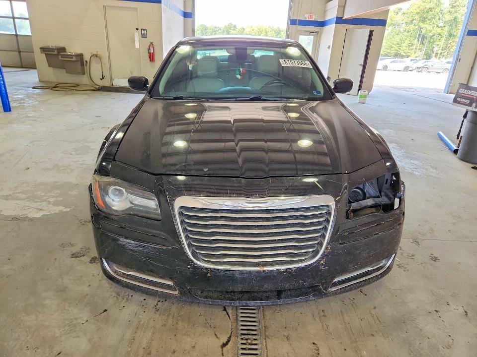 Zdjęcie 5 z aukcji – 2017 CHRYSLER 300 z VIN 2C3CCAAG8HH668338