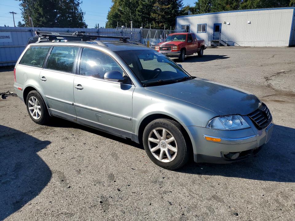 Photo 4 from auction – 2004 VOLKSWAGEN PASSAT with VIN WVWVD63B74E182069