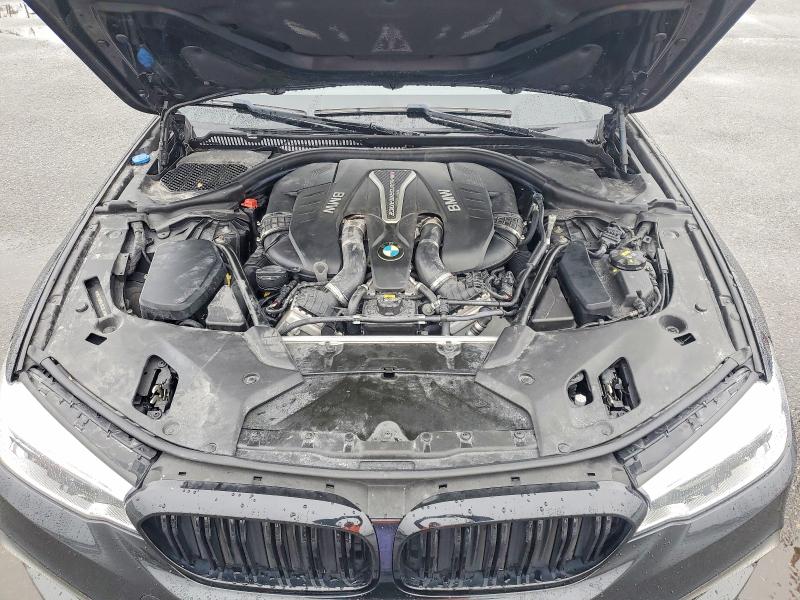 Photo 11 from auction – 2018 BMW M550XI with VIN WBAJB9C58JB035348