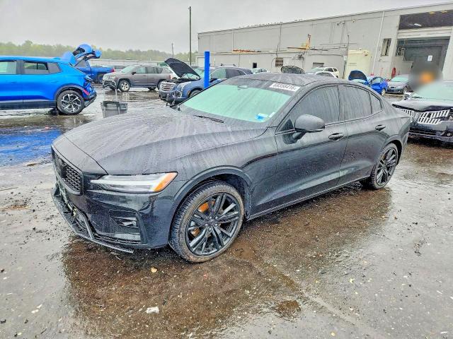 VOLVO S60 2023 z numerem VIN 7JRL12FH5PG236276 - Zdjęcie z aukcji