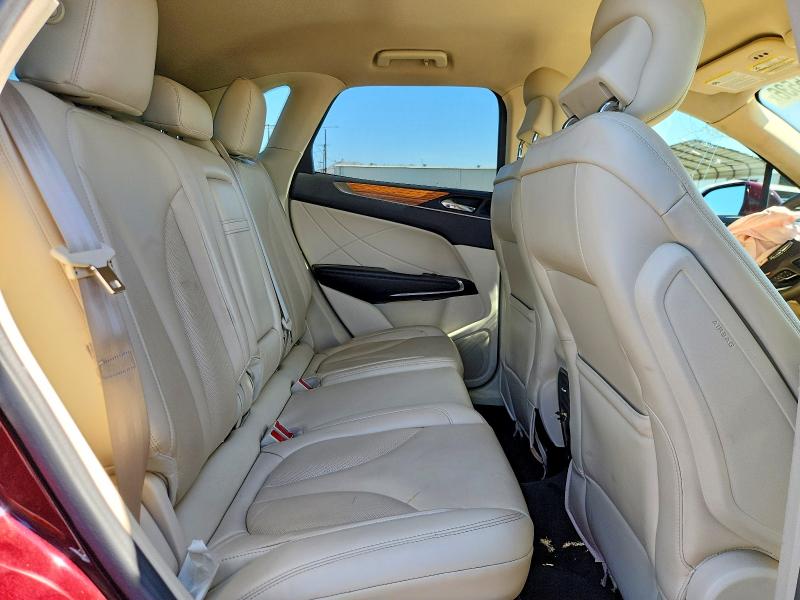 Фото 10 с аукциона – 2016 LINCOLN MKC с VIN 5LMCJ2C96GUJ20137