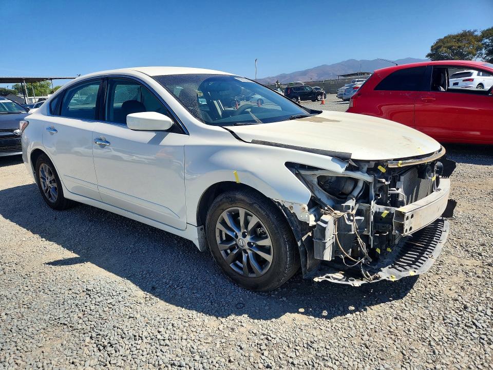 Photo 4 from auction – 2015 NISSAN ALTIMA with VIN 1N4AL3AP2FC571138