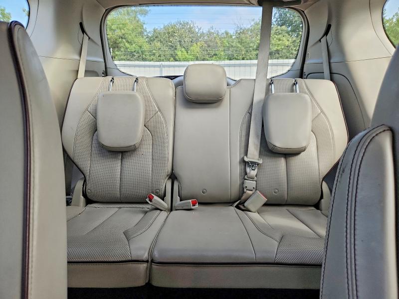 Photo 10 from auction – 2017 CHRYSLER PACIFICA with VIN 2C4RC1GG0HR528047