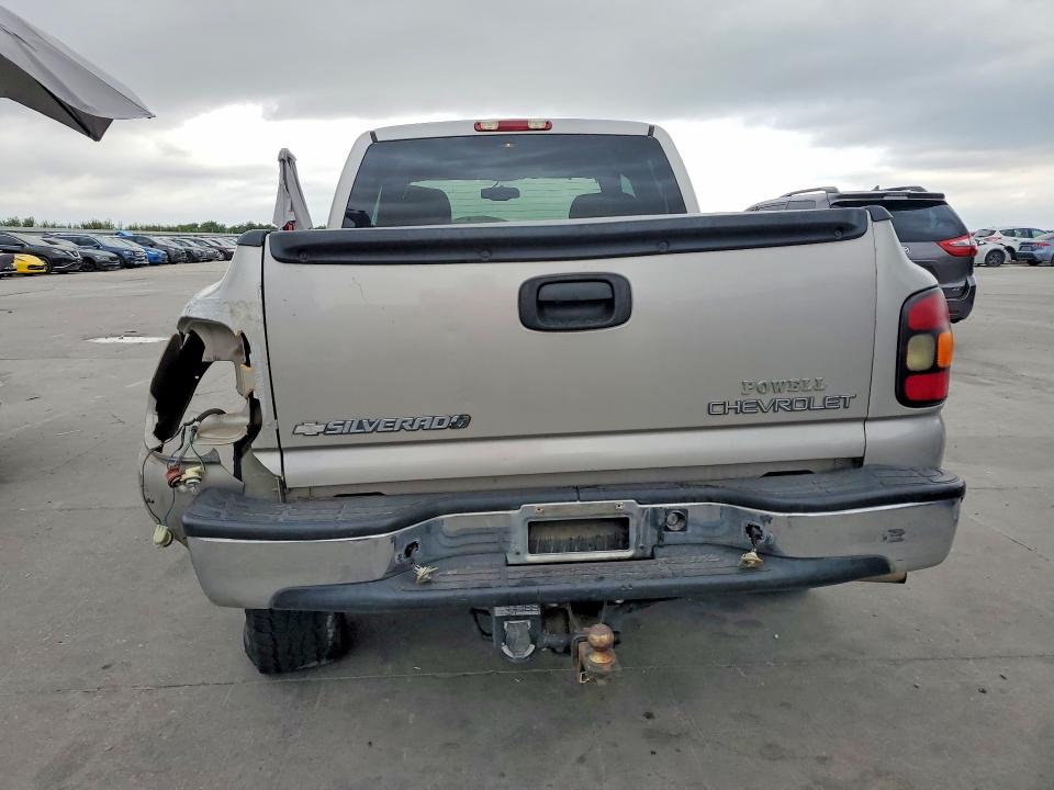 Photo 6 from auction – 2004 CHEVROLET SILVERADO with VIN 1GCEC19T54Z241604