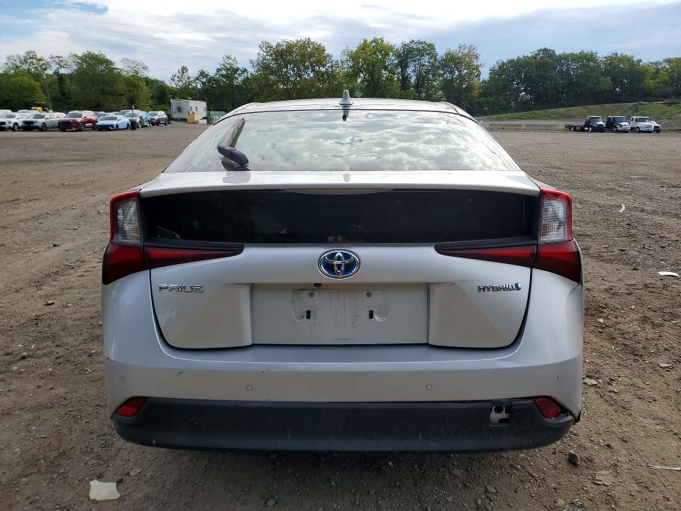 Photo 6 from auction – 2021 TOYOTA PRIUS with VIN JTDKAMFU2M3152289