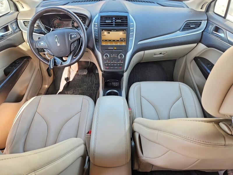Photo 8 from auction – 2018 LINCOLN MKC with VIN 5LMCJ1C9XJUL08323