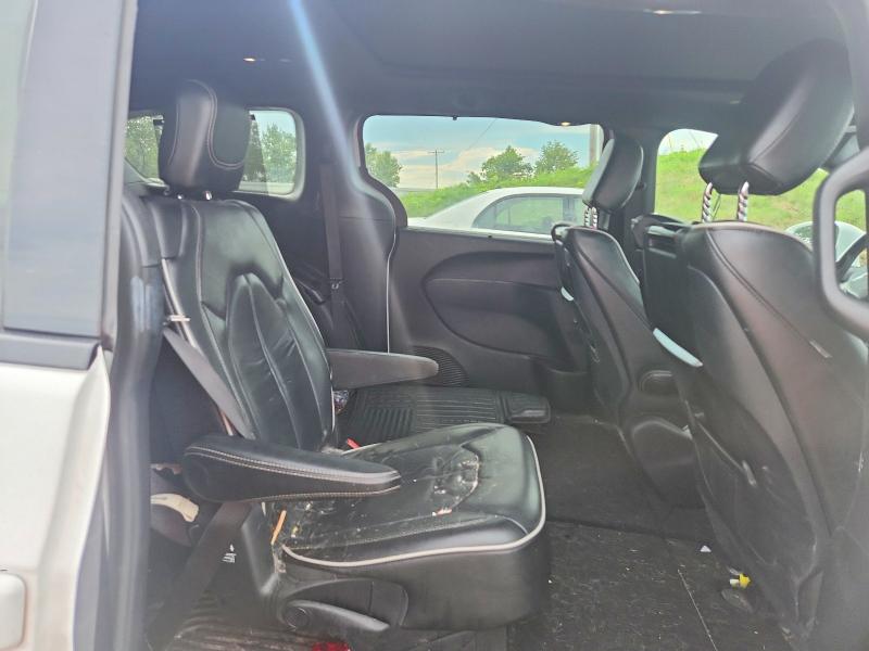 Photo 11 from auction – 2018 CHRYSLER PACIFICA with VIN 2C4RC1GG7JR247580