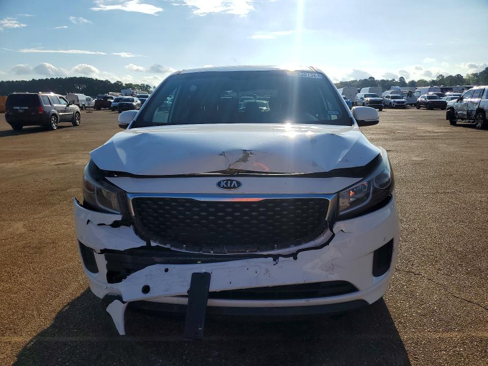 Photo 5 from auction – 2016 KIA SEDONA with VIN KNDMB5C16G6216620