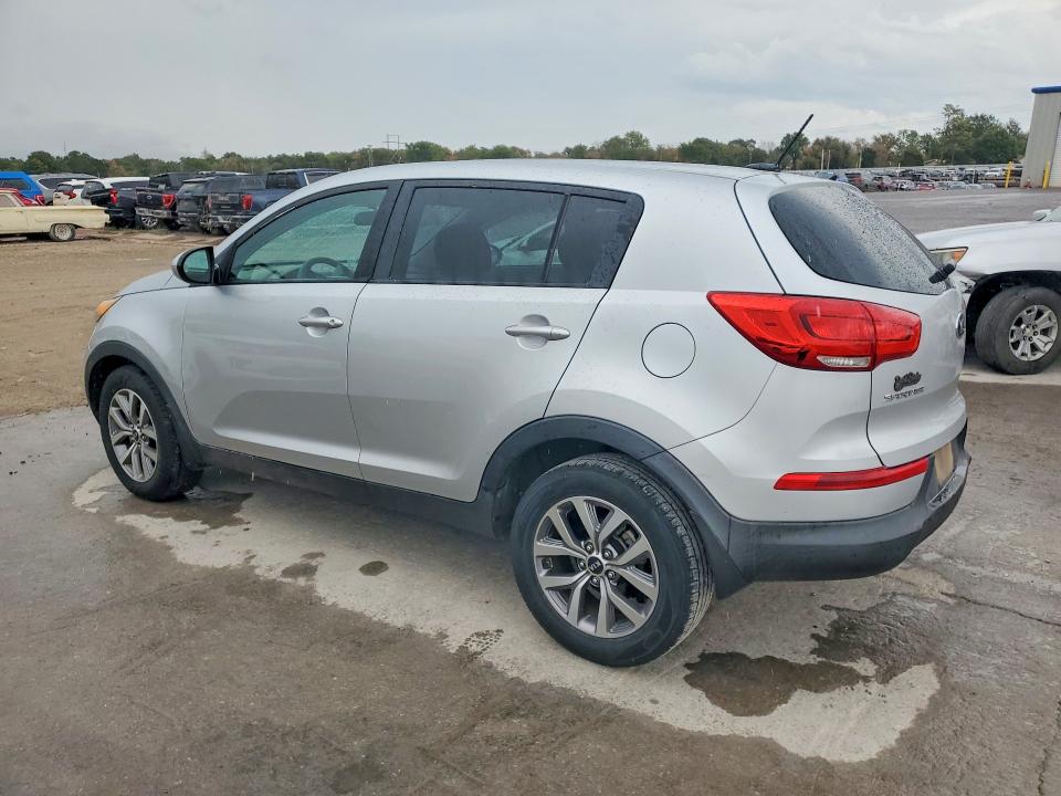 Photo 2 from auction – 2015 KIA SPORTAGE with VIN KNDPB3AC2F7699179