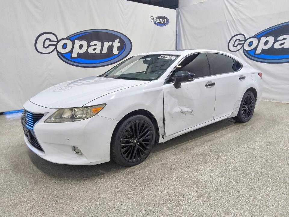 LEXUS ES 2015 с VIN JTHBK1GG5F2181085 - Снимка от търг