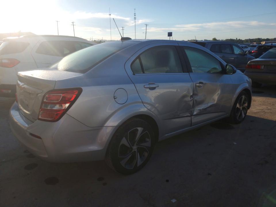 Снимка 3 от търг – 2017 CHEVROLET SONIC с VIN 1G1JF5SB6H4102592