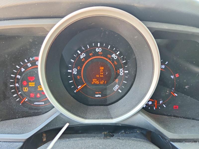 Photo 9 from auction – 2013 TOYOTA 4RUNNER with VIN JTEZU5JRXD5050768