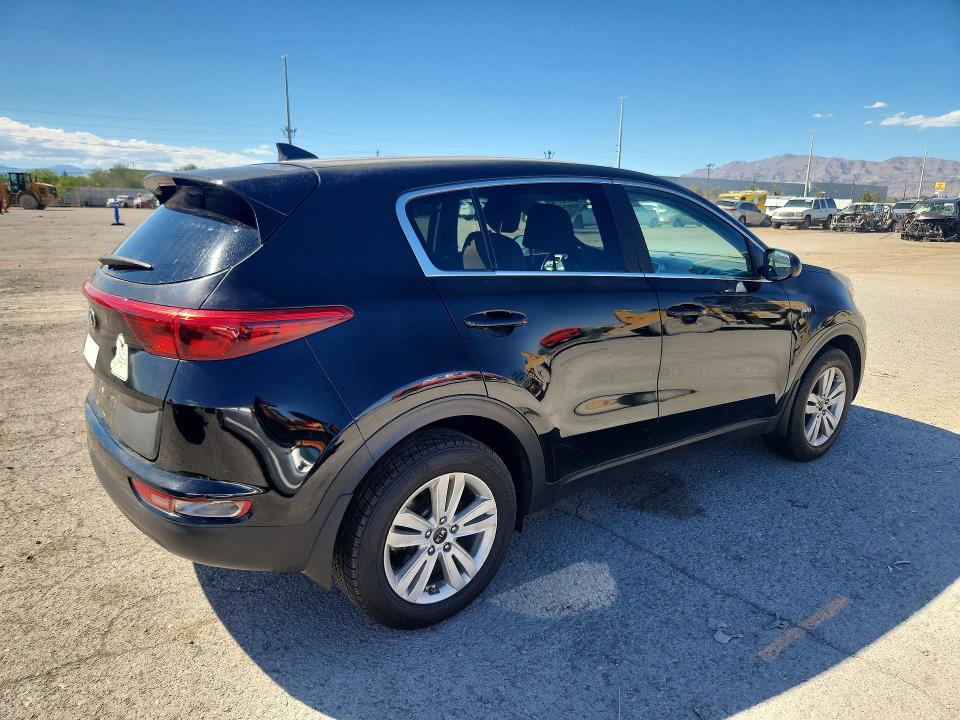 Photo 3 from auction – 2017 KIA SPORTAGE with VIN KNDPMCAC6H7264873