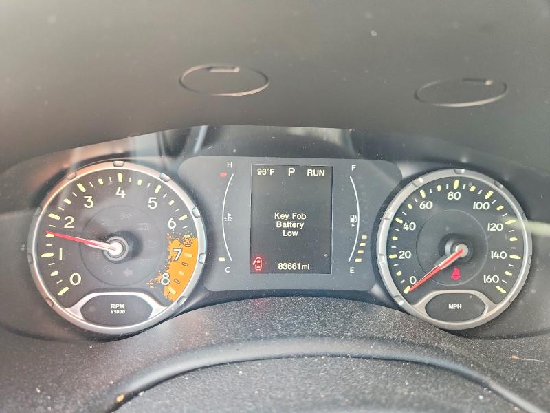 Photo 9 from auction – 2016 JEEP RENEGADE with VIN ZACCJBBT0GPE32136