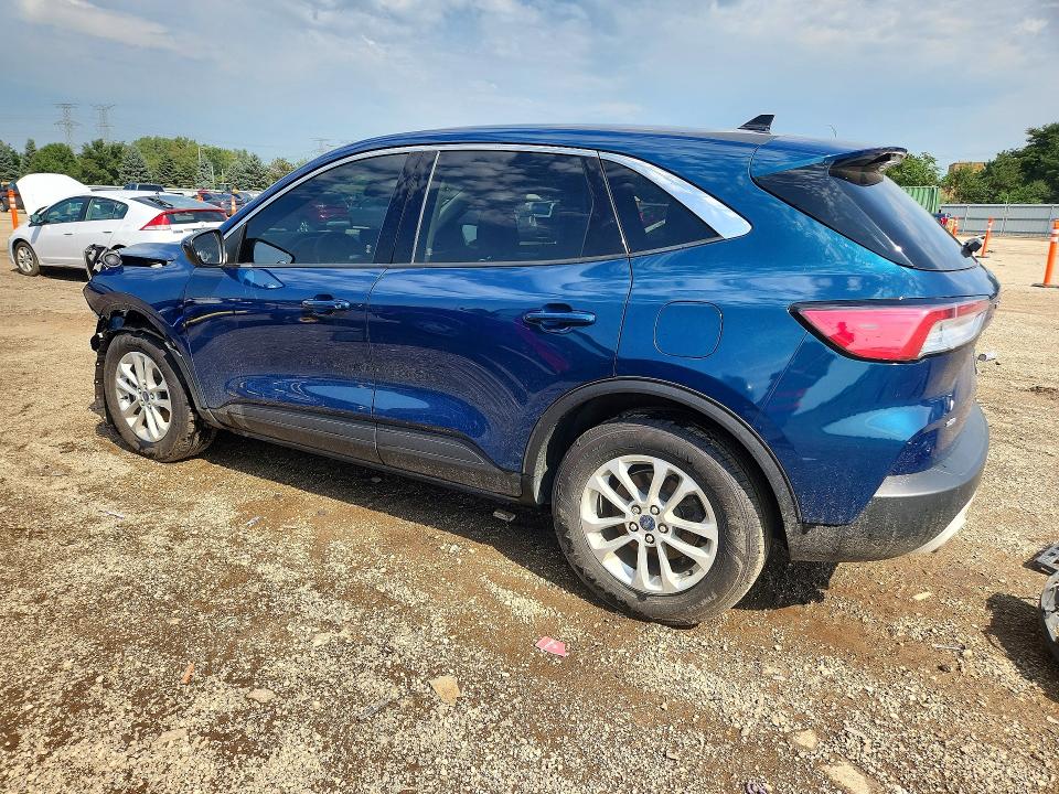 Photo 2 from auction – 2020 FORD ESCAPE with VIN 1FMCU9G69LUA09949
