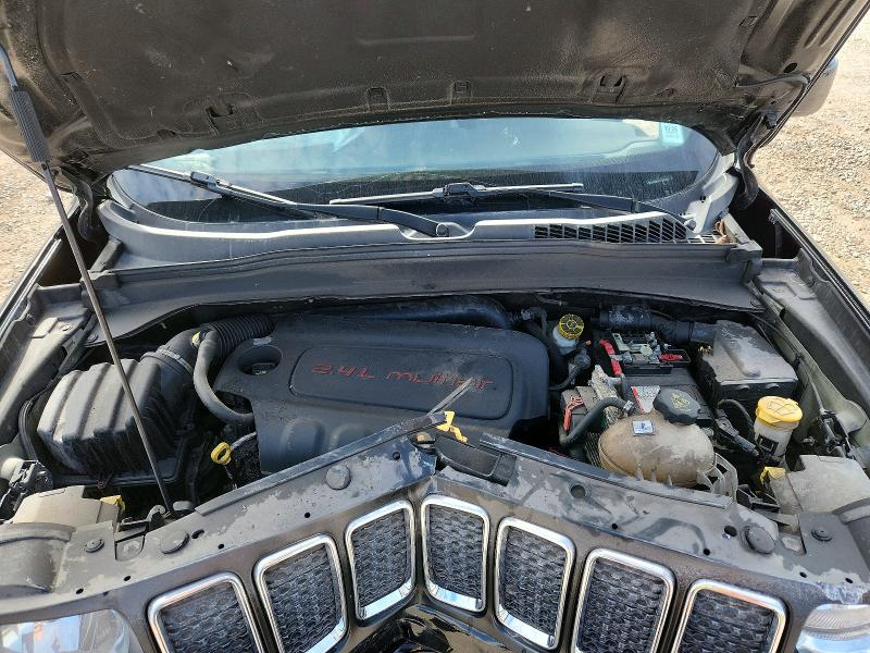 Photo 11 from auction – 2020 JEEP RENEGADE with VIN ZACNJBBB3LPL93937