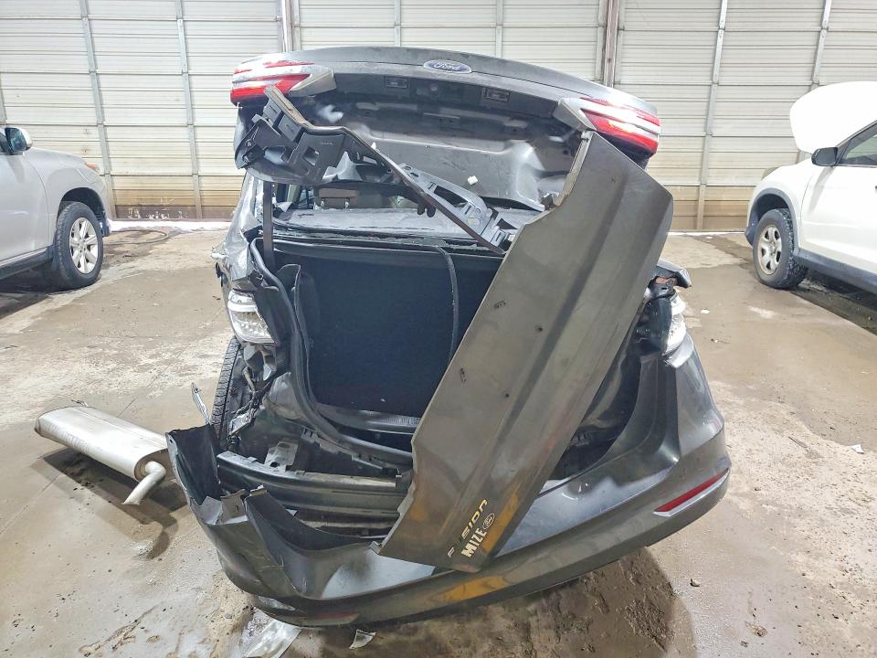 Photo 6 from auction – 2020 FORD FUSION with VIN 3FA6P0G78LR122043