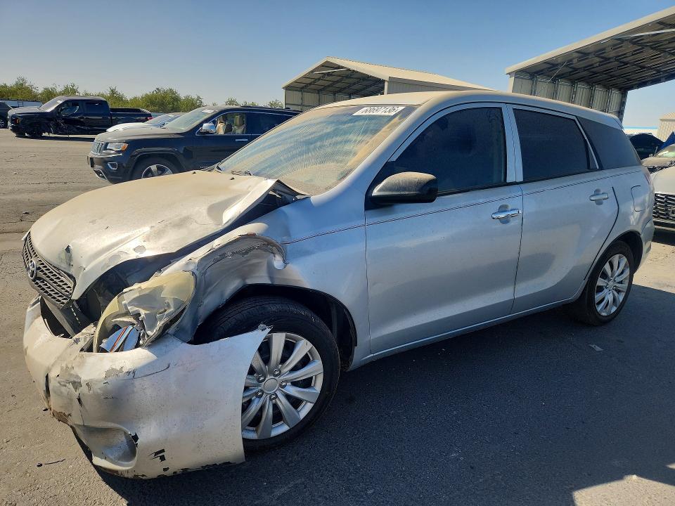 TOYOTA MATRIX 2006 z numerem VIN 2T1KR32E46C620986 - Zdjęcie z aukcji