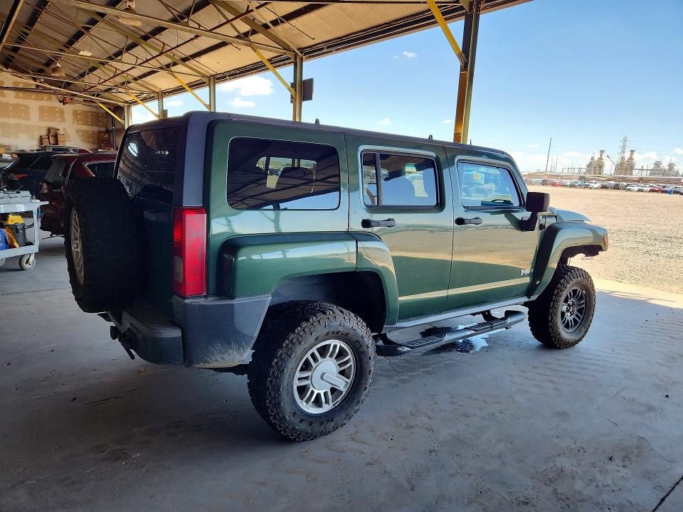 Photo 3 from auction – 2006 HUMMER H3 with VIN 5GTDN136568107492