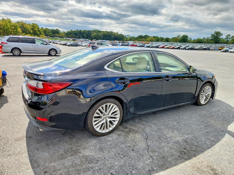 Foto 3 de la subasta – 2016 LEXUS ES con VIN JTHBK1GG4G2217141
