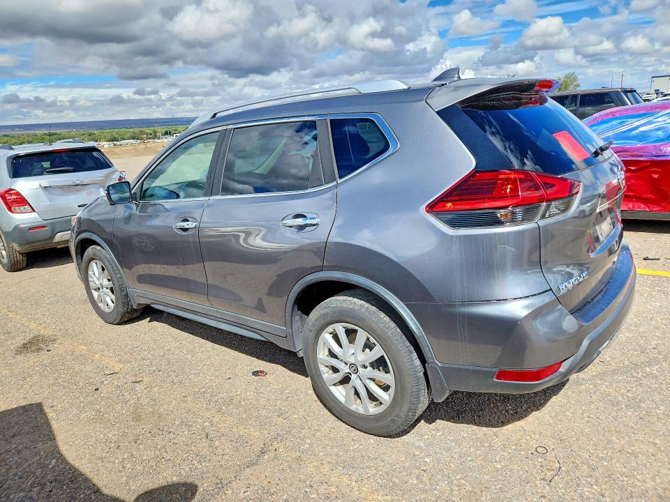 Photo 2 from auction – 2017 NISSAN ROGUE with VIN KNMAT2MV7HP586194