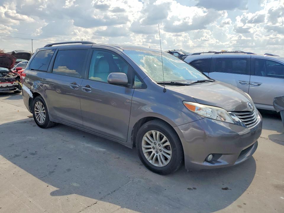 صورة رقم 4 من المزاد - 2012 TOYOTA SIENNA مع VIN 5TDYK3DC2CS202844