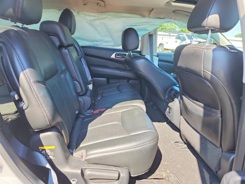Снимка 11 от търг – 2017 NISSAN PATHFINDER с VIN 5N1DR2MM4HC604656