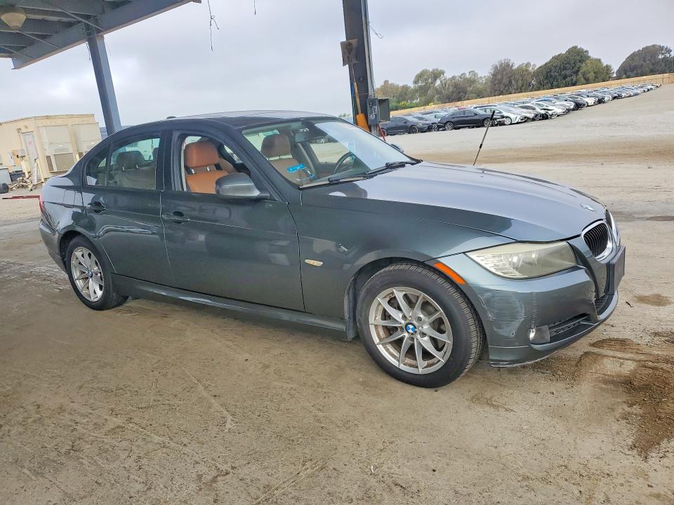 صورة رقم 4 من المزاد - 2010 BMW 328 مع VIN WBAPH5G55ANM70094