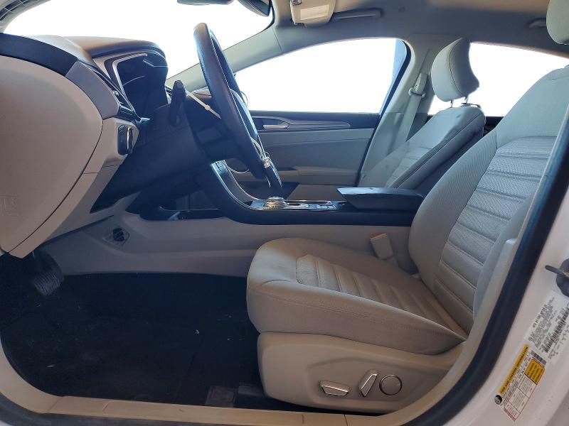 Photo 7 from auction – 2019 FORD FUSION with VIN 3FA6P0LU3KR177283