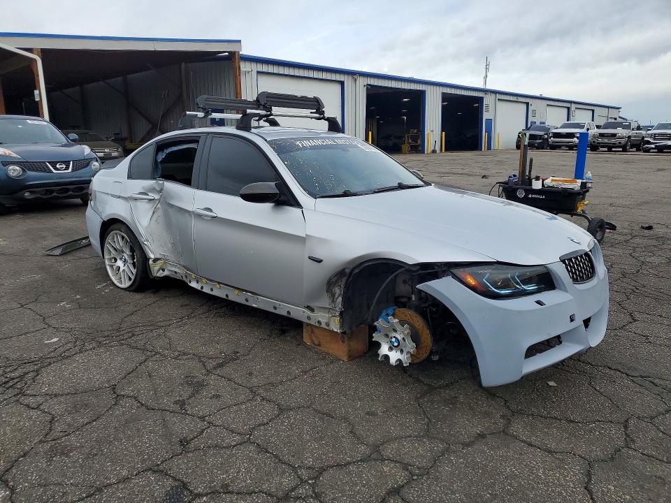 Снимка 4 от търг – 2007 BMW 328 с VIN WBAVC93577K035140