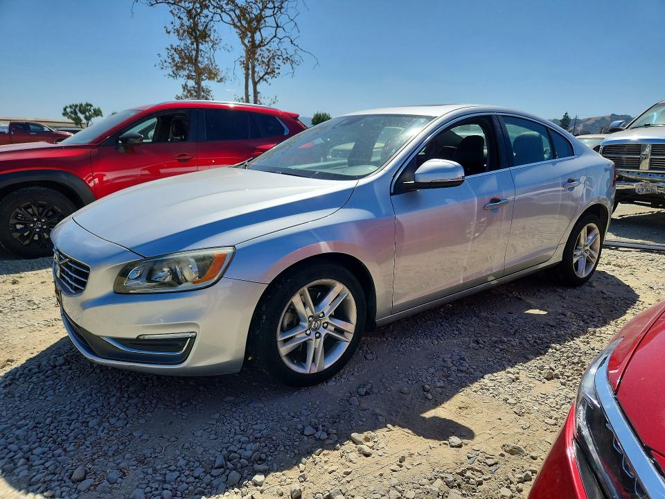 2015 VOLVO S60 - Търг №69429976