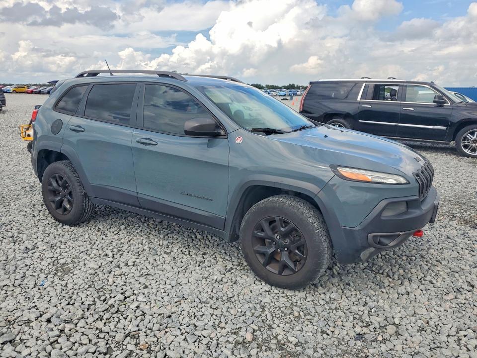 Photo 4 from auction – 2014 JEEP CHEROKEE with VIN 1C4PJMBS3EW216110