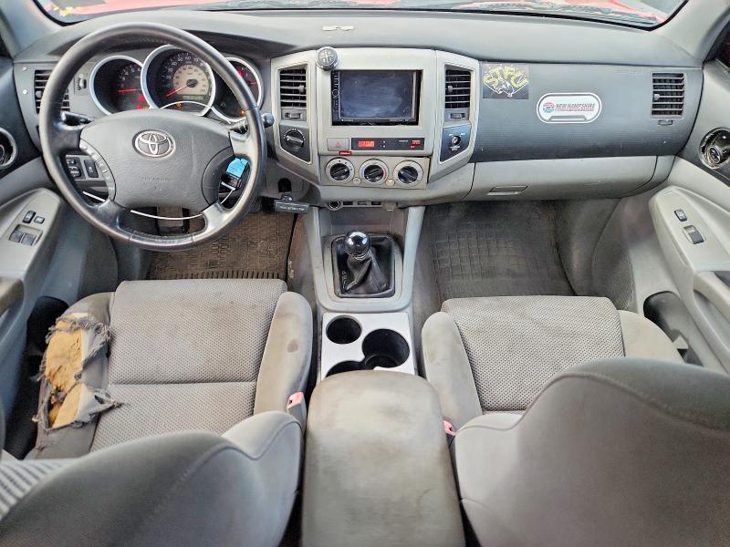 Photo 8 from auction – 2010 TOYOTA TACOMA with VIN 5TEUU4EN4AZ672212