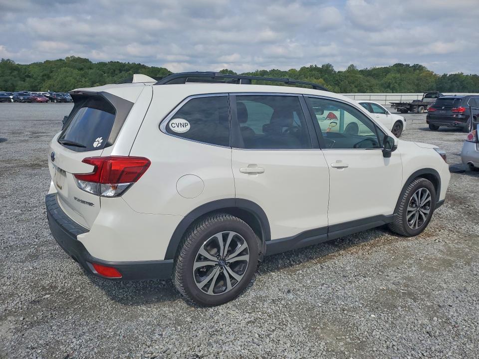 Photo 3 from auction – 2021 SUBARU FORESTER with VIN JF2SKAUC2MH495288