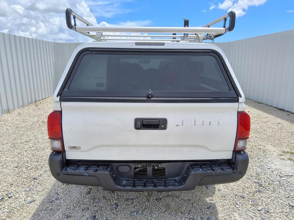 Photo 6 from auction – 2022 TOYOTA TACOMA with VIN 3TYRX5GN4NT061152